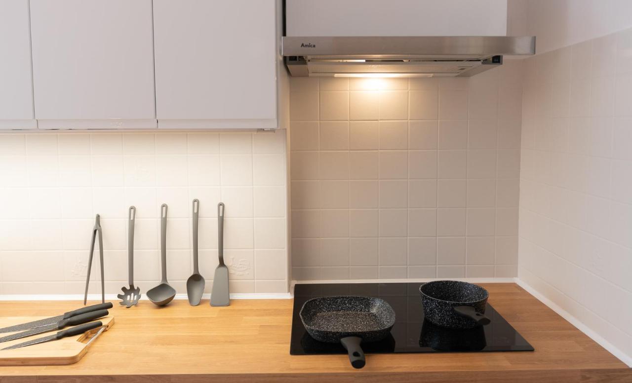 Lägenhet Spacious, Quiet And Bright Apartment, Close Center, Parking, Air-conditioned *