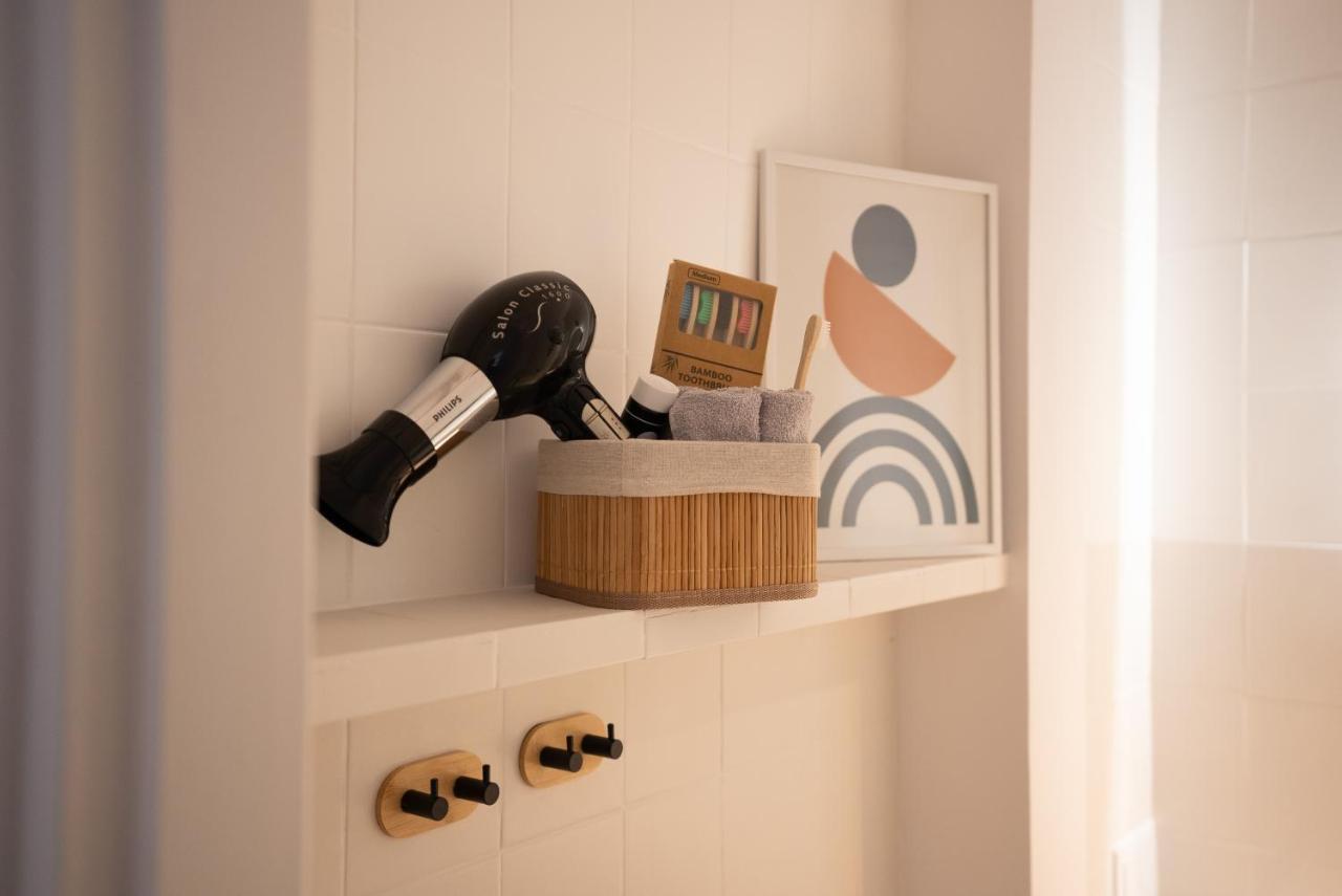 Spacious, Quiet And Bright Apartment, Close Center, Parking, Air-conditioned Lägenhet Warszawa
